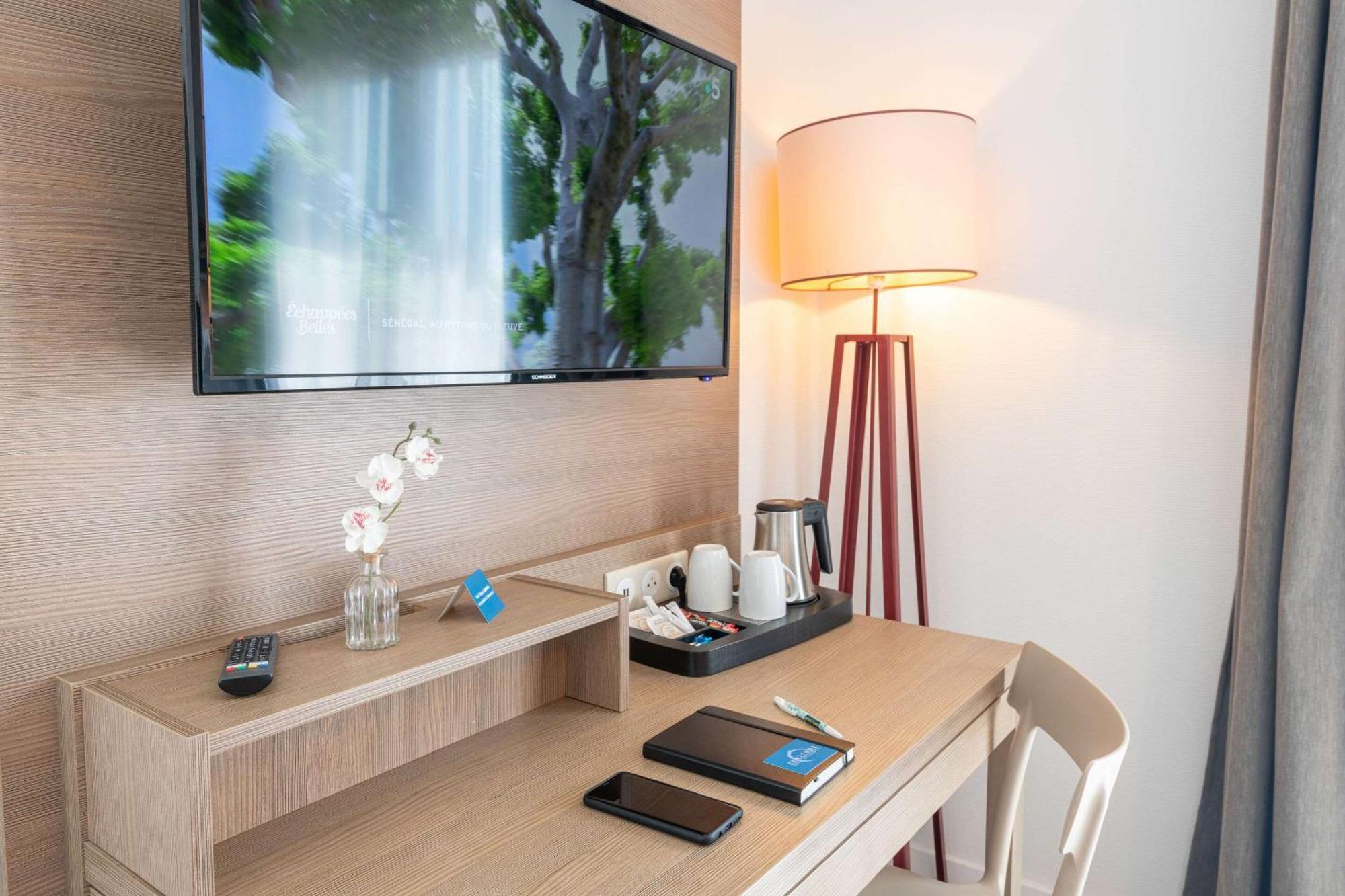 Comfort Aparthotel Cannes Mandelieu Exterior photo