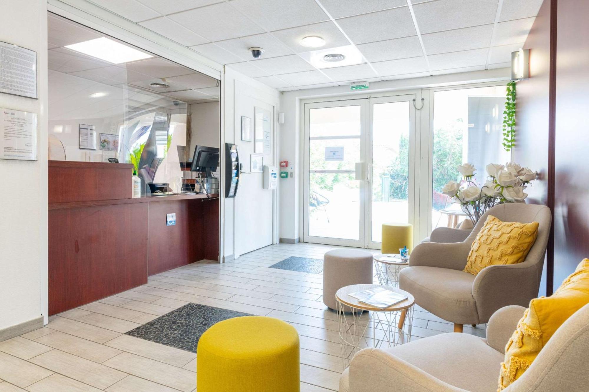 Comfort Aparthotel Cannes Mandelieu Exterior photo