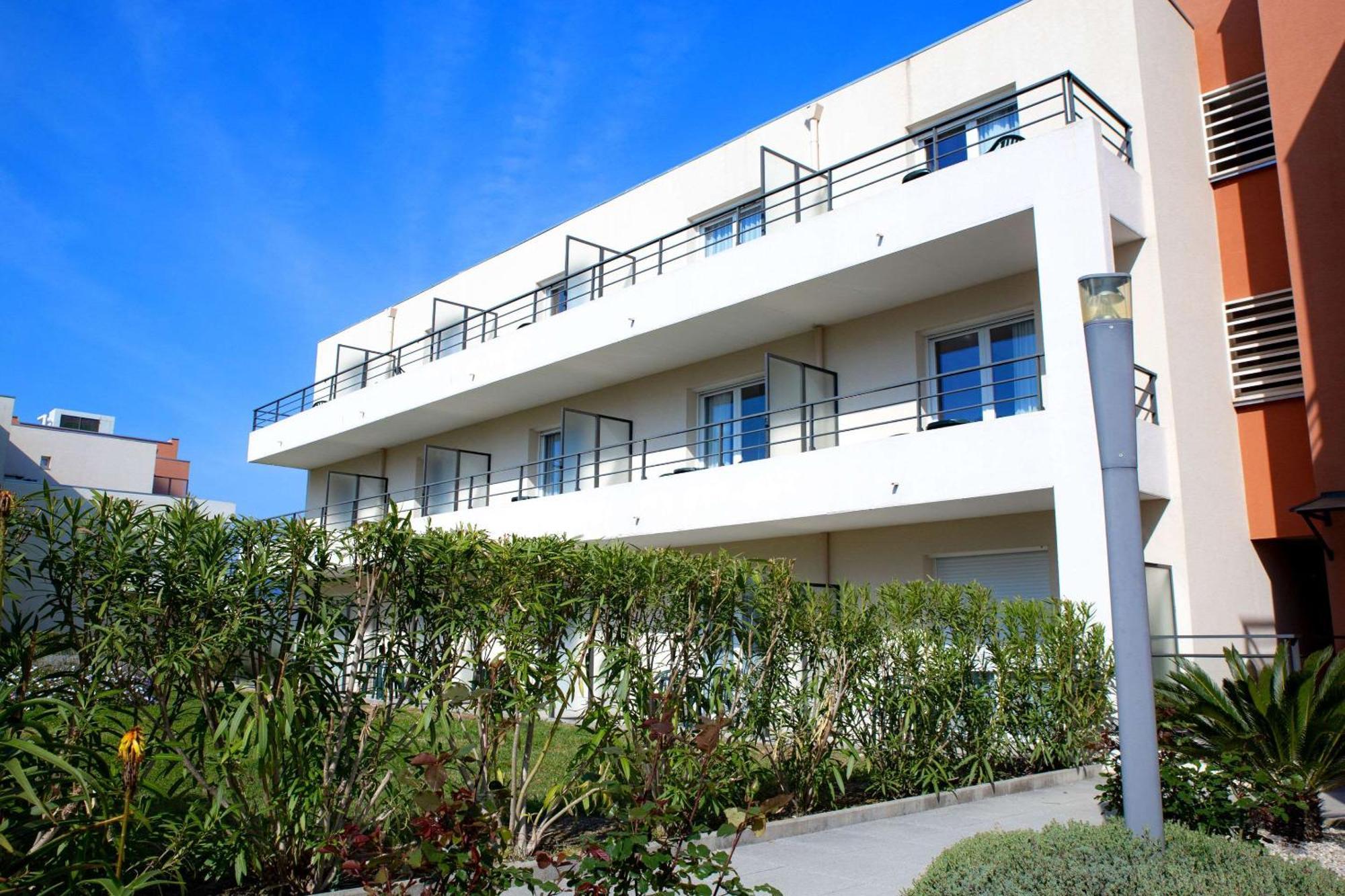 Comfort Aparthotel Cannes Mandelieu Exterior photo