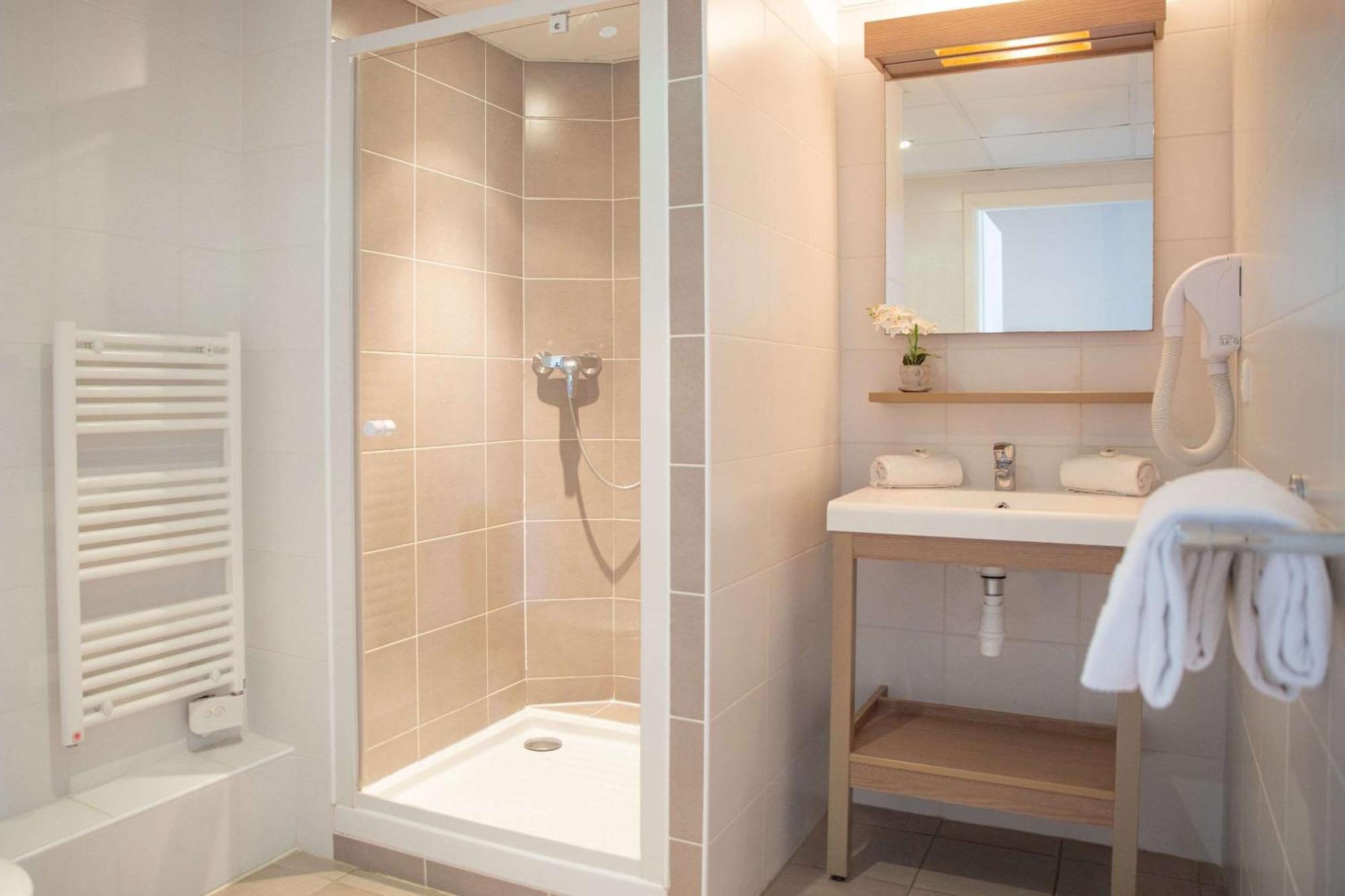 Comfort Aparthotel Cannes Mandelieu Exterior photo